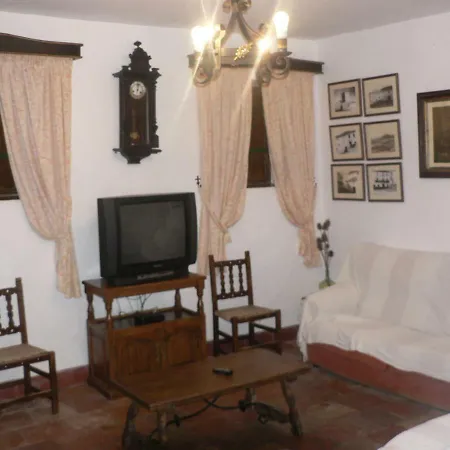 Cortijo La Cola Country house