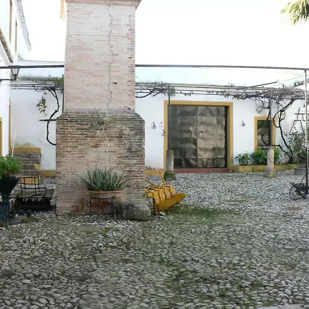Country house Cortijo La Cola *